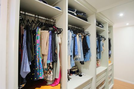 Apartamento à venda com 160m², 5 quartos e 4 vagasCloset da Suíte 2