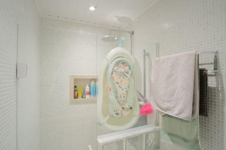 Apartamento à venda com 160m², 5 quartos e 4 vagasBanheiro da Suíte 1