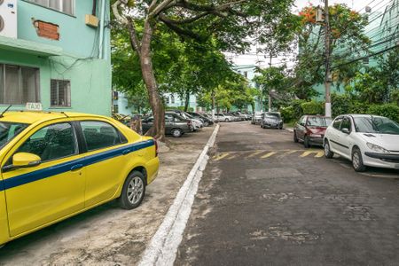 Apartamento à venda com 52m², 2 quartos e 1 vagaÁrea comum - Estacionamento