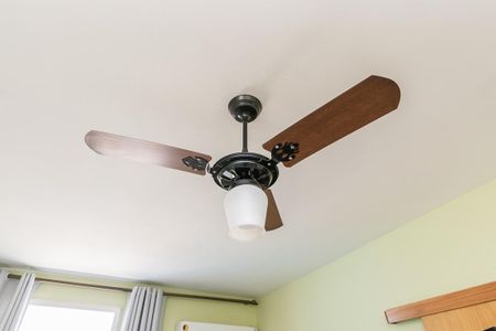 Sala de apartamento à venda com 2 quartos, 52m² em Irajá, Rio de Janeiro