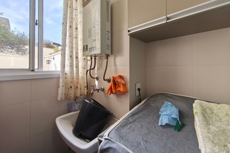 Apartamento à venda com 87m², 2 quartos e 1 vaga Apartamento à venda com 87m², 2 quartos e 1 vagaÁrea de Serviço