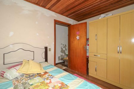 Casa à venda com 240m², 2 quartos e 2 vagasQuarto 2