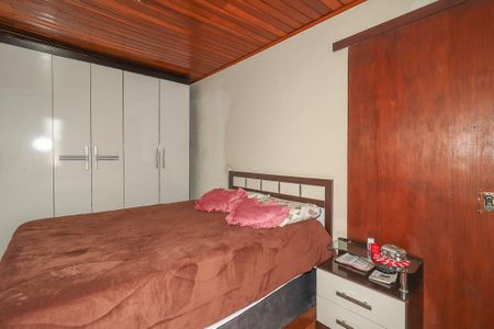 Casa à venda com 240m², 2 quartos e 2 vagasQuarto