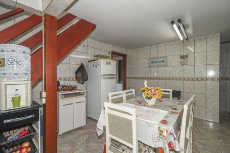 Casa à venda com 240m², 2 quartos e 2 vagasCozinha