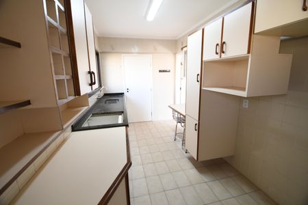 Apartamento à venda com 120m², 3 quartos e 1 vagaCozinha