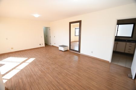 Apartamento à venda com 120m², 3 quartos e 1 vagaSala