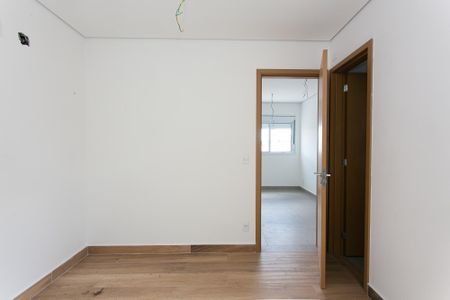 Apartamento para alugar com 123m², 2 quartos e 4 vagas Apartamento para alugar com 123m², 2 quartos e 4 vagasSuíte 2