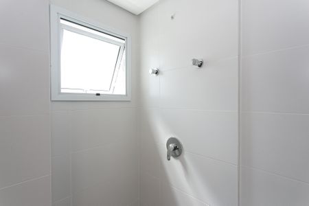 Apartamento para alugar com 123m², 2 quartos e 4 vagas Apartamento para alugar com 123m², 2 quartos e 4 vagasBanheiro da Suíte 1