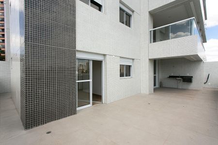 Apartamento para alugar com 123m², 2 quartos e 4 vagas Apartamento para alugar com 123m², 2 quartos e 4 vagasGarden