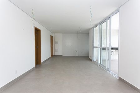 Apartamento para alugar com 123m², 2 quartos e 4 vagas Apartamento para alugar com 123m², 2 quartos e 4 vagasSala