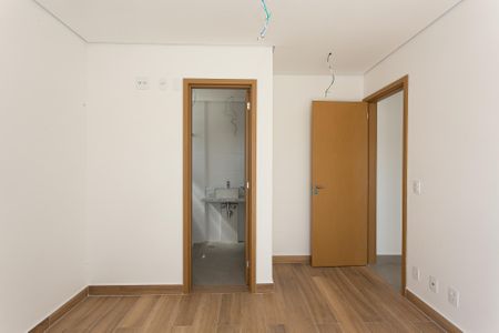 Apartamento para alugar com 123m², 2 quartos e 4 vagas Apartamento para alugar com 123m², 2 quartos e 4 vagasSuíte 1