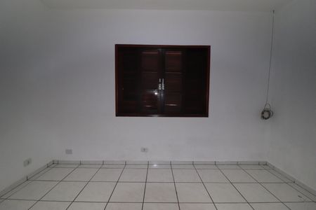 Casa à venda com 194m², 2 quartos e 3 vagasSuíte