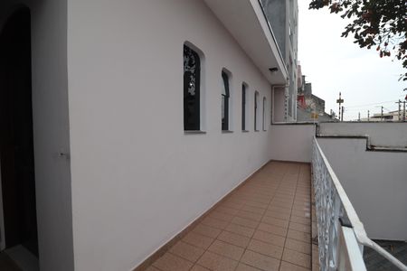Casa à venda com 194m², 2 quartos e 3 vagasVaranda Fachada