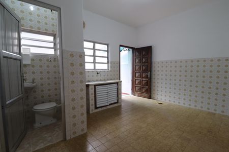 Casa à venda com 194m², 2 quartos e 3 vagasEdícula 