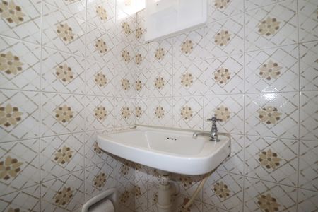 Casa à venda com 194m², 2 quartos e 3 vagasEdícula 