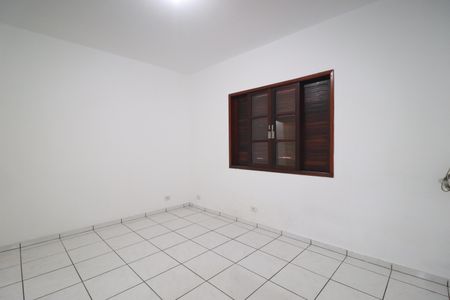 Casa à venda com 194m², 2 quartos e 3 vagasSuíte
