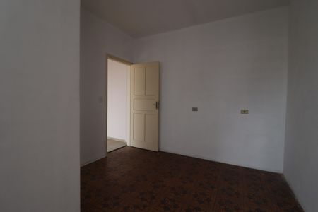 Casa à venda com 194m², 2 quartos e 3 vagasQuarto de Serviço