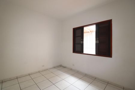 Casa à venda com 194m², 2 quartos e 3 vagasQuarto 