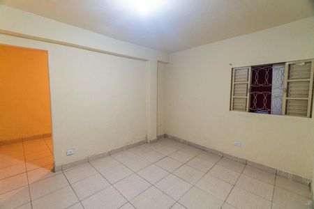 Quarto de casa para alugar com 1 quarto, 50m² em Vila Guarani (zona Sul), São Paulo
