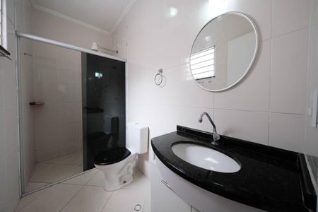 Casa à venda com 96m², 2 quartos e 2 vagasBanheiro da Suíte 1