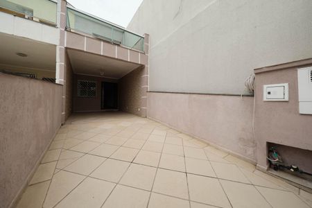 Casa à venda com 96m², 2 quartos e 2 vagasGaragem