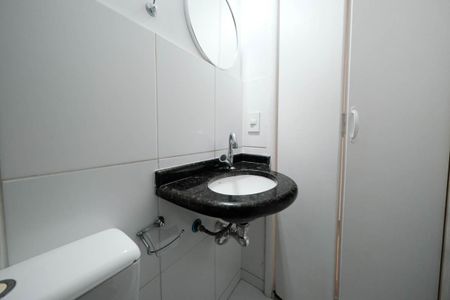 Casa à venda com 96m², 2 quartos e 2 vagasLavabo