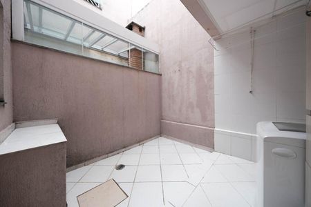 Casa à venda com 96m², 2 quartos e 2 vagasÁrea de Serviço