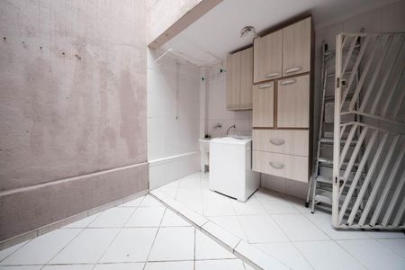 Casa à venda com 96m², 2 quartos e 2 vagasÁrea de Serviço