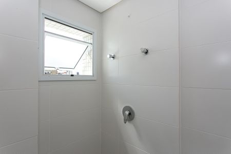 Apartamento para alugar com 81m², 2 quartos e 2 vagas Apartamento para alugar com 81m², 2 quartos e 2 vagasBanheiro da Suíte