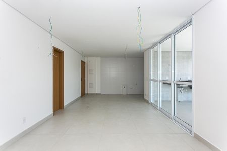 Apartamento para alugar com 81m², 2 quartos e 2 vagas Apartamento para alugar com 81m², 2 quartos e 2 vagasSala