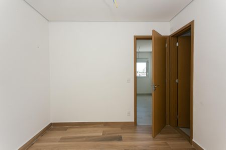 Apartamento para alugar com 81m², 2 quartos e 2 vagas Apartamento para alugar com 81m², 2 quartos e 2 vagasSuíte 2