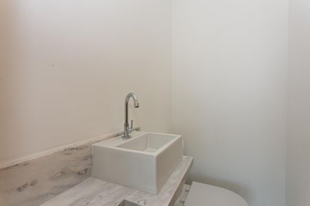 Apartamento para alugar com 81m², 2 quartos e 2 vagas Apartamento para alugar com 81m², 2 quartos e 2 vagasBanheiro da Suíte 2