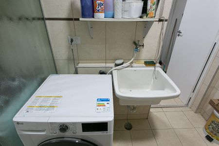 Apartamento à venda com 78m², 3 quartos e 1 vagaÁrea de Serviço