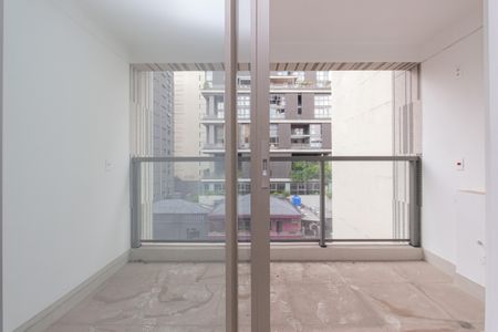 Varanda  de kitnet/studio à venda com 0 quarto, 28m² em Jardim Paulista, São Paulo