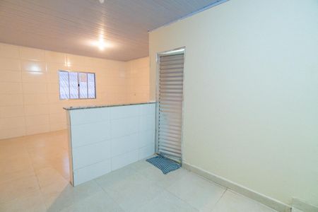 Sala/Cozinha de casa para alugar com 2 quartos, 60m² em Vila Guarani (zona Sul), São Paulo