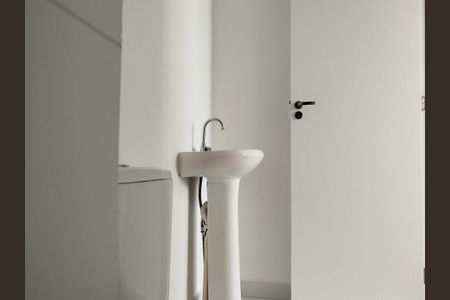 Banheiro da Suíte de kitnet/studio para alugar com 1 quarto, 27m² em Penha de França, São Paulo