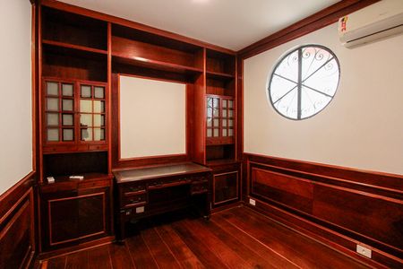 Escritório de casa de condomínio à venda com 6 quartos, 750m² em Barra da Tijuca, Rio de Janeiro