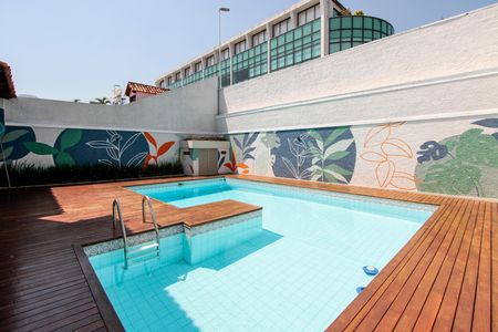 Casa de condomínio à venda com 750m², 6 quartos e 6 vagas Casa de condomínio à venda com 750m², 6 quartos e 6 vagasPiscina