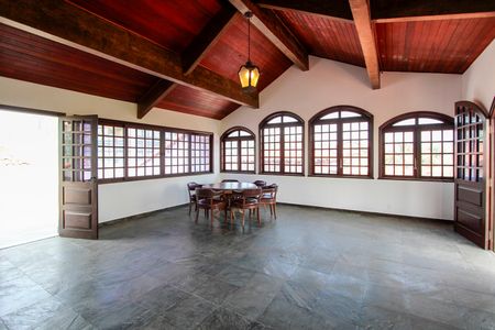 Casa de condomínio à venda com 750m², 6 quartos e 6 vagas Casa de condomínio à venda com 750m², 6 quartos e 6 vagasEspaço de Festas - 3° Andar