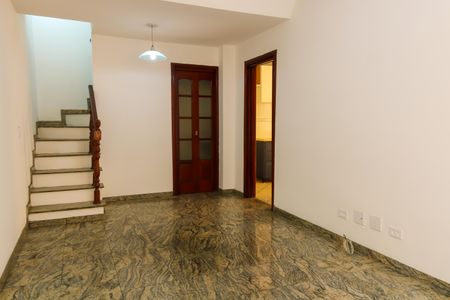 Sala de casa de condomínio à venda com 3 quartos, 150m² em Cachambi, Rio de Janeiro