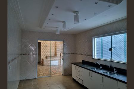 Casa à venda com 179m², 4 quartos e 3 vagasFoto 40