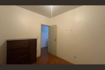 Apartamento à venda com 70m², 3 quartos e 2 vagas Apartamento à venda com 70m², 3 quartos e 2 vagasQuarto