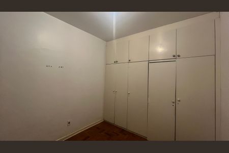 Apartamento à venda com 70m², 3 quartos e 2 vagas Apartamento à venda com 70m², 3 quartos e 2 vagasQuarto