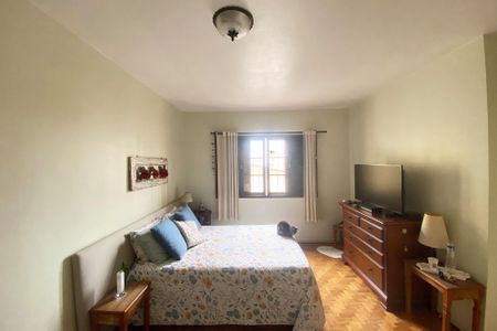 Casa à venda com 175m², 3 quartos e 2 vagasSuíte