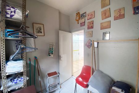 Casa à venda com 175m², 3 quartos e 2 vagasQuarto de Serviço