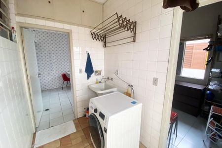 Casa à venda com 175m², 3 quartos e 2 vagasLavanderia