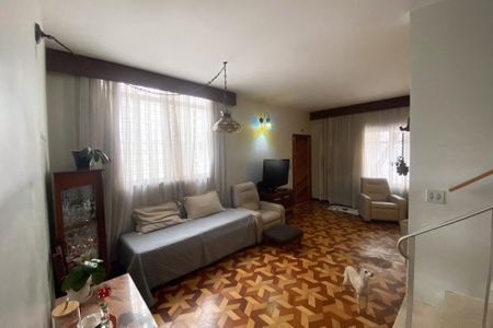 Casa à venda com 175m², 3 quartos e 2 vagasSala