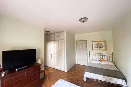 Casa à venda com 175m², 3 quartos e 2 vagasSuíte