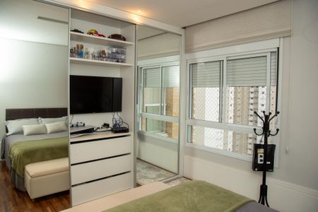 Apartamento à venda com 385m², 4 quartos e 5 vagasSuíte 2