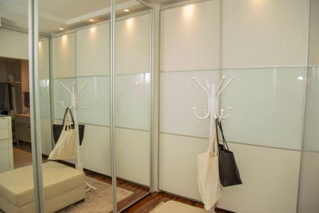 Apartamento à venda com 385m², 4 quartos e 5 vagasCloset da suíte